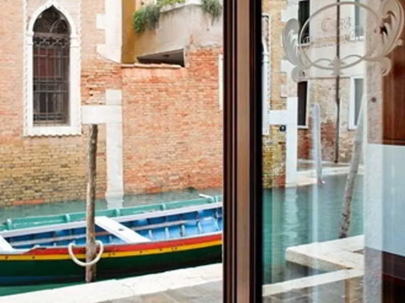 Casa Rezzonico Bed & Breakfast Venedik