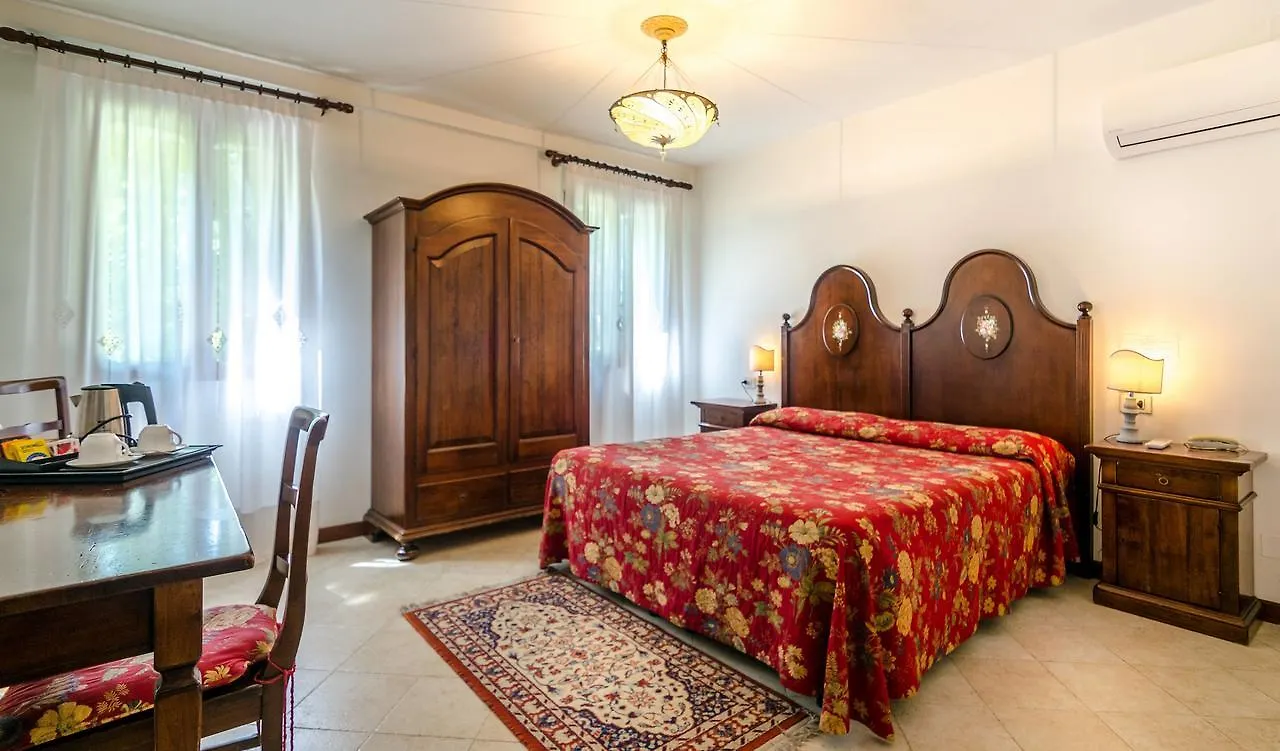 Casa Rezzonico Bed & Breakfast Venedik 2*,  İtalya